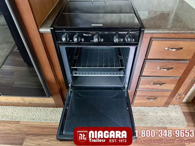 2011 CROSSROADS RUSHMORE 34SB Fifth Wheel - Photo 15