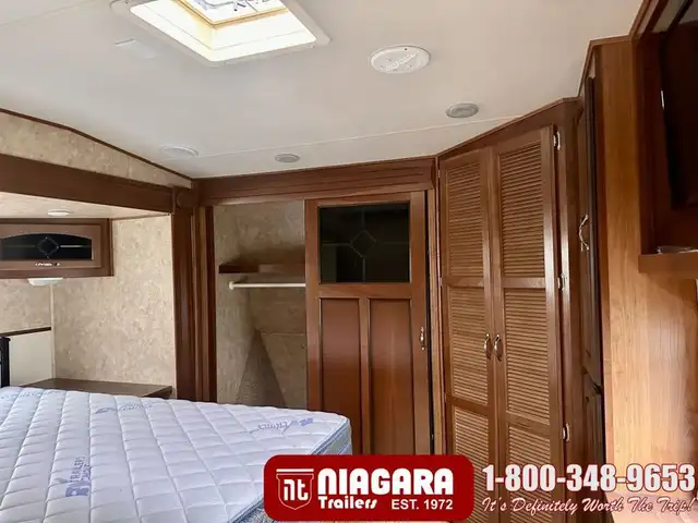 2011 CROSSROADS RUSHMORE 34SB Fifth Wheel - Photo 21