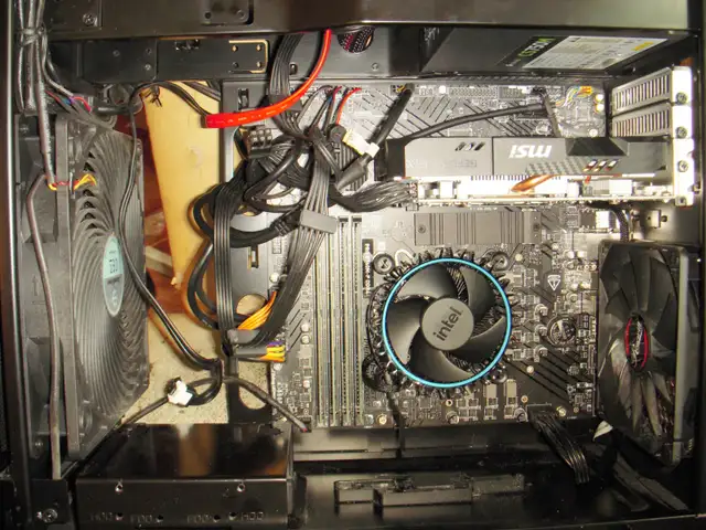 12thGen 4.6 GHz i5 6x Core 32Gigs DDR4 M.2SSD GTX1650 - Photo 2