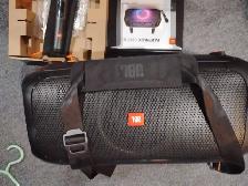 JBL Partybox On-The-Go
