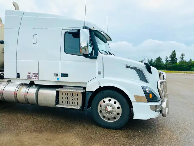 Class 1 driver - Photo 2