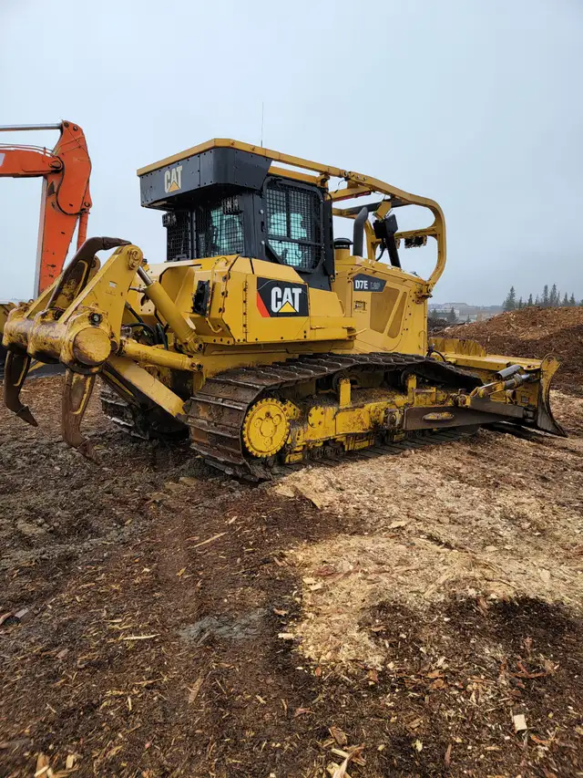 2014 Cat D7E LGP Dozer - Photo 3