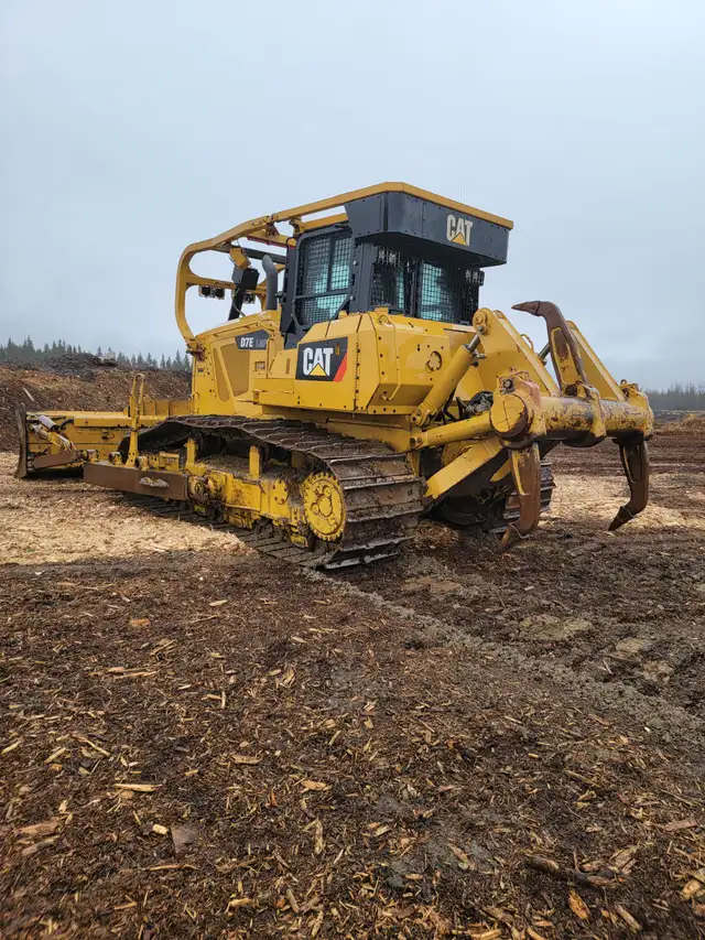 2014 Cat D7E LGP Dozer - Photo 4