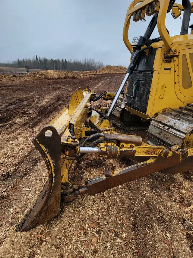 2014 Cat D7E LGP Dozer - Photo 5