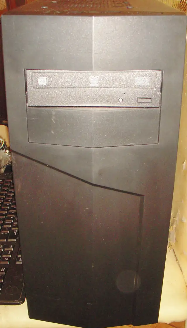 12thGen 4.3 GHz Quad 32Gigs DDR4 M.2SSD GTX1070ocWiFi