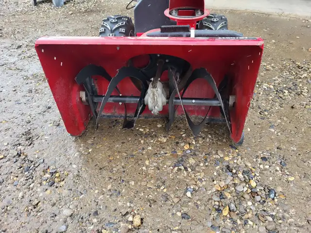 Craftsman 1150 27 Snowblower - Photo 3