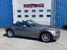 2002 BMW Z3 Series 2.5i