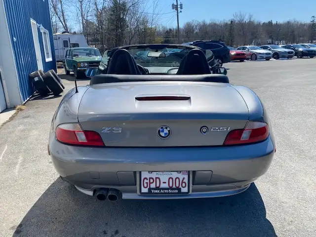 2002 BMW Z3 Series 2.5i - Photo 7