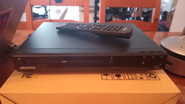 Megateck DVD Player(Free Region)