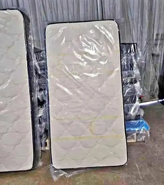 Queen Mattress || Twin Mattress || King Mattress Firm - Photo 2