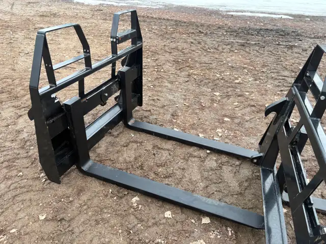 John Deere, Global, Alo Pallet forks - Photo 2