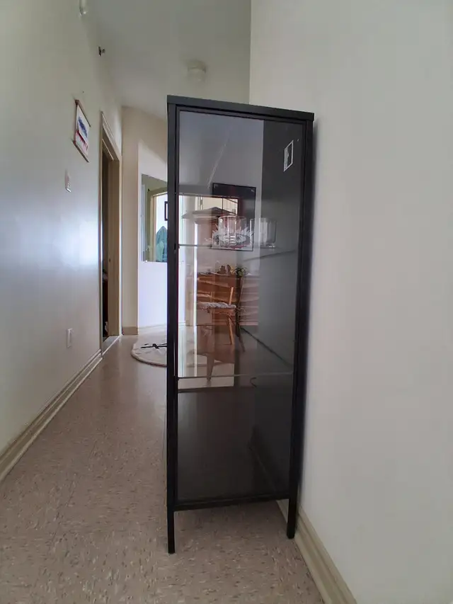 RUDSTA, bibliotheque en verre Ikea - Photo 4