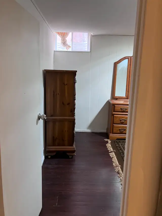 Fully Furnished 2 Bedroom Basement- Midland &Finch (Scarborough) - Photo 8