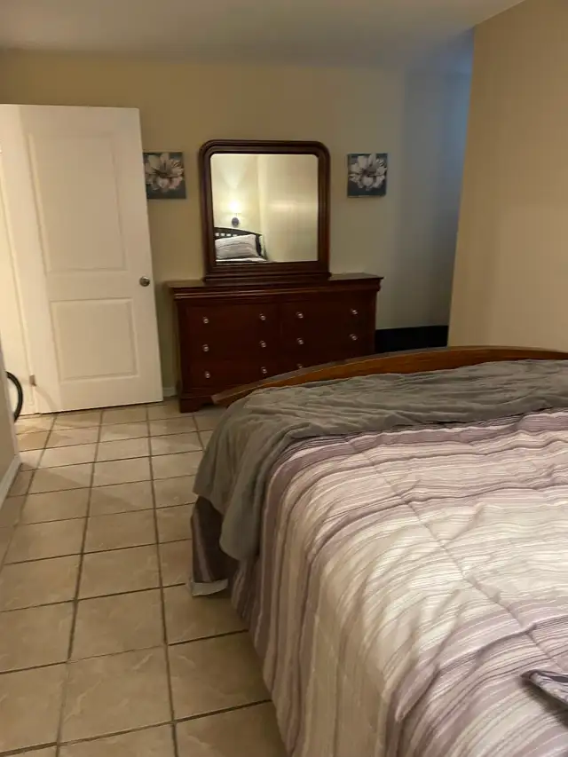 Rooms Available - Photo 2