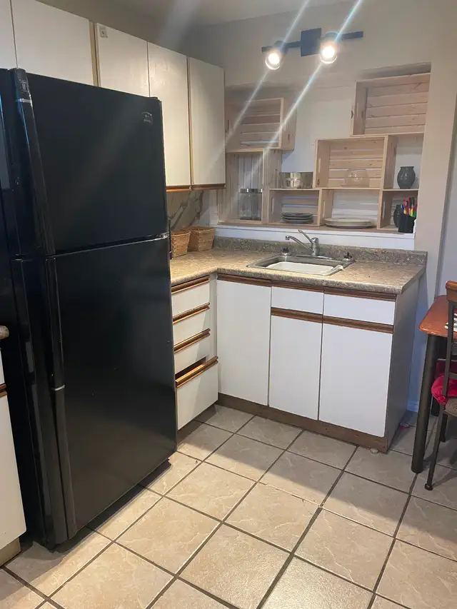 Rooms Available - Photo 9