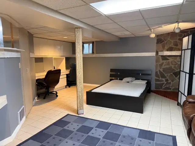 Basement for rent - Photo 4