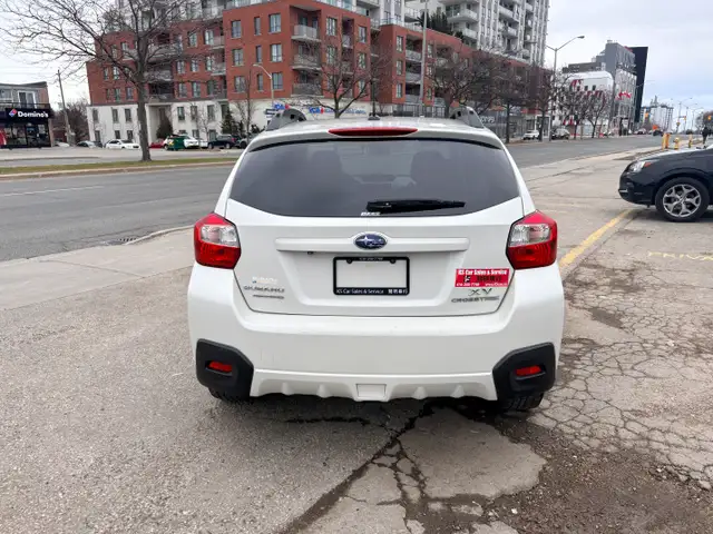 2015 Subaru XV Crosstrek 2.0i w/Touring Pkg AWD - Photo 6