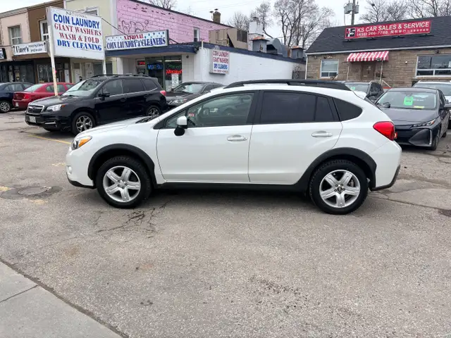 2015 Subaru XV Crosstrek 2.0i w/Touring Pkg AWD - Photo 8