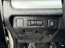2015 Subaru XV Crosstrek 2.0i w/Touring Pkg AWD - Photo 19