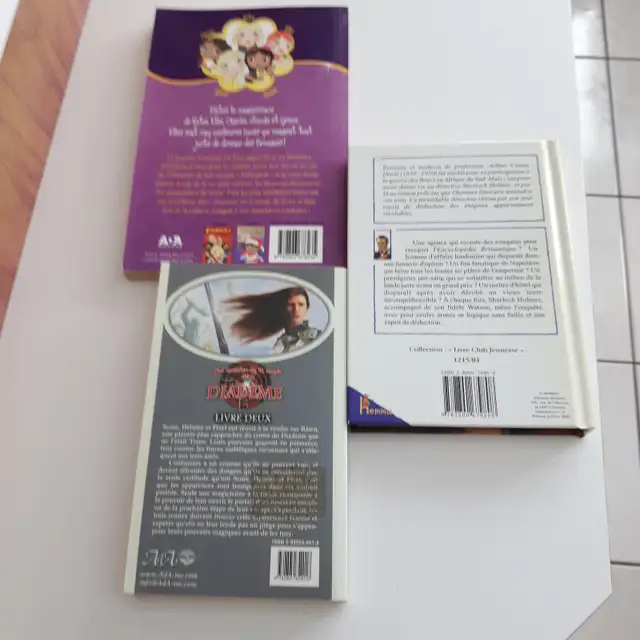 3LIVRES NEUFS JEUNESSE,BROWNIES,LES MONDES SHERLOCK HOMES$5.00CH - Photo 2