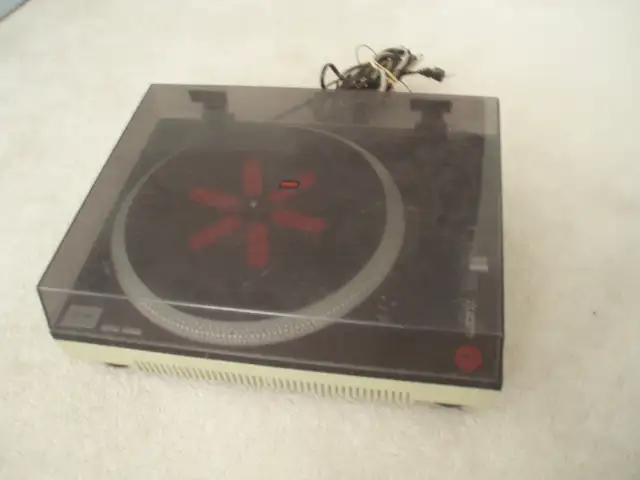 TURNTABLE -  ION STUDIO - Photo 3