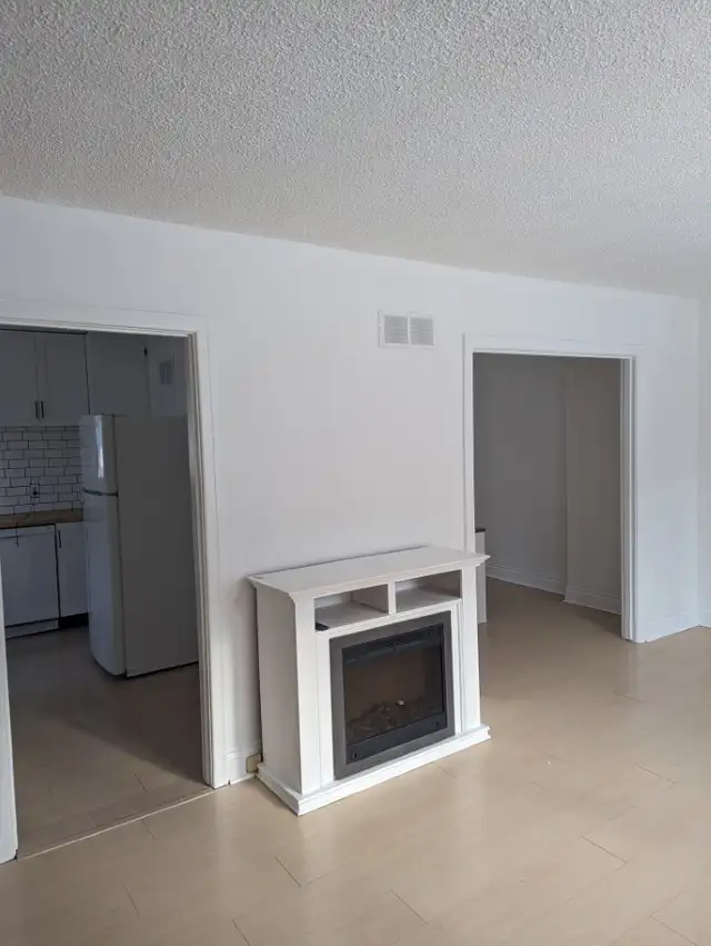 Posted in w/ the military?  Need help finding a suitable rental? - Photo 5