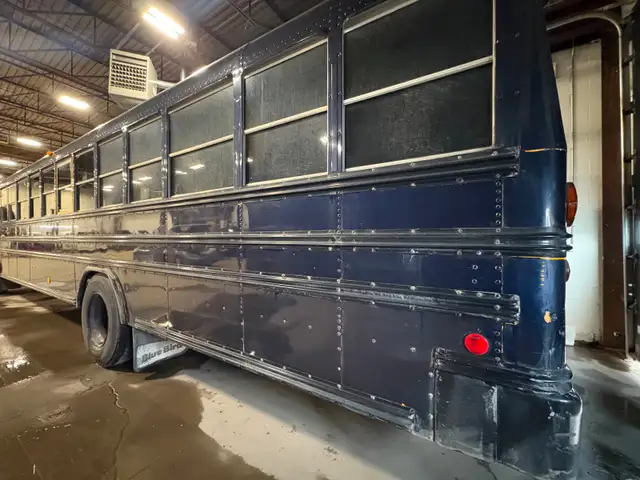 BUS À VENDRE / BUS FOR SALE 4,500$ - Photo 3