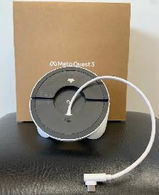 Meta Quest 3 W/ Controller and Charging Station - Photo 2