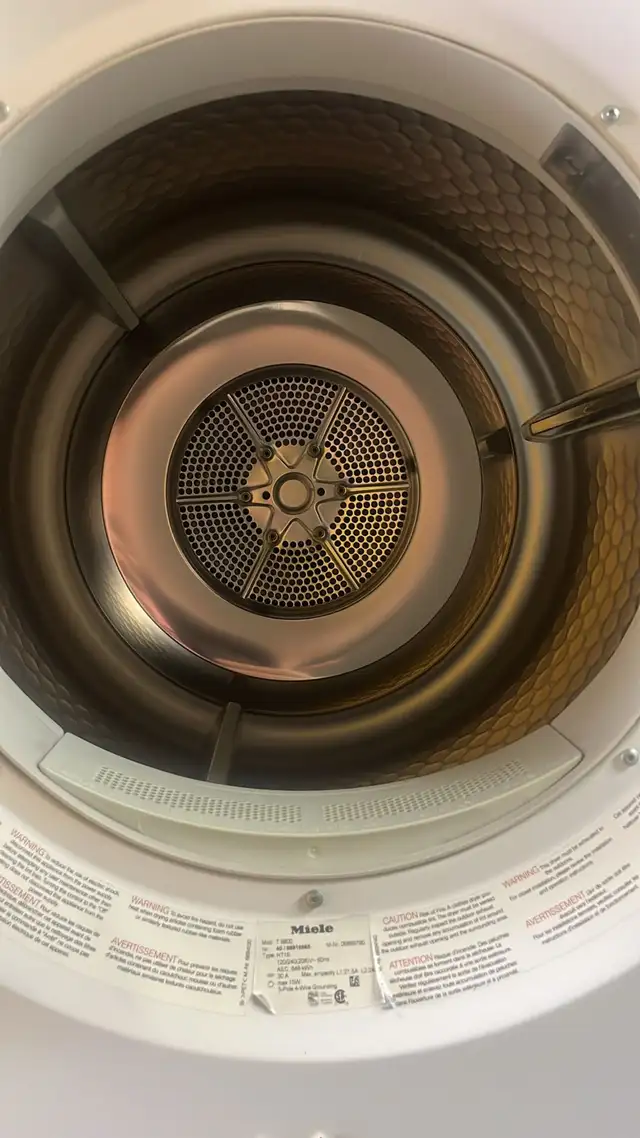 Miele German Brand 27' Washer and Dryer Set 30-Day Warrantly - Photo 6