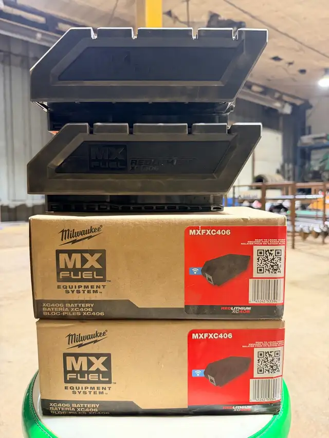 Milwaukee MX FUEL Cut-Off Saw Kit (Saw,4 Batteries,Charger) - Photo 3