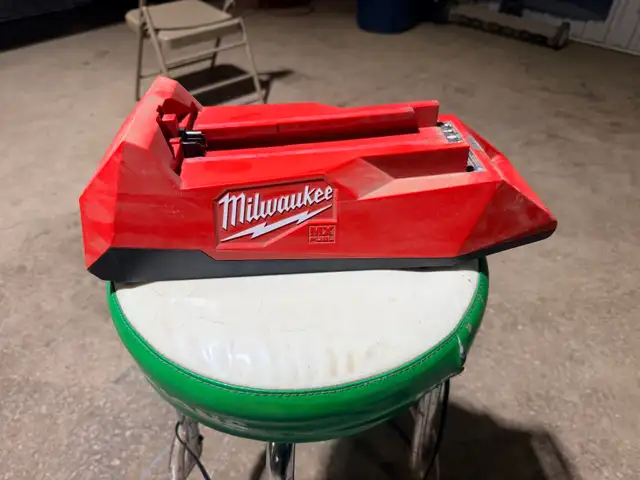 Milwaukee MX FUEL Cut-Off Saw Kit (Saw,4 Batteries,Charger) - Photo 4