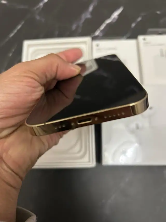 iPhone 12 Pro 128GB Airpods/Charger Set/Delivery - Photo 6