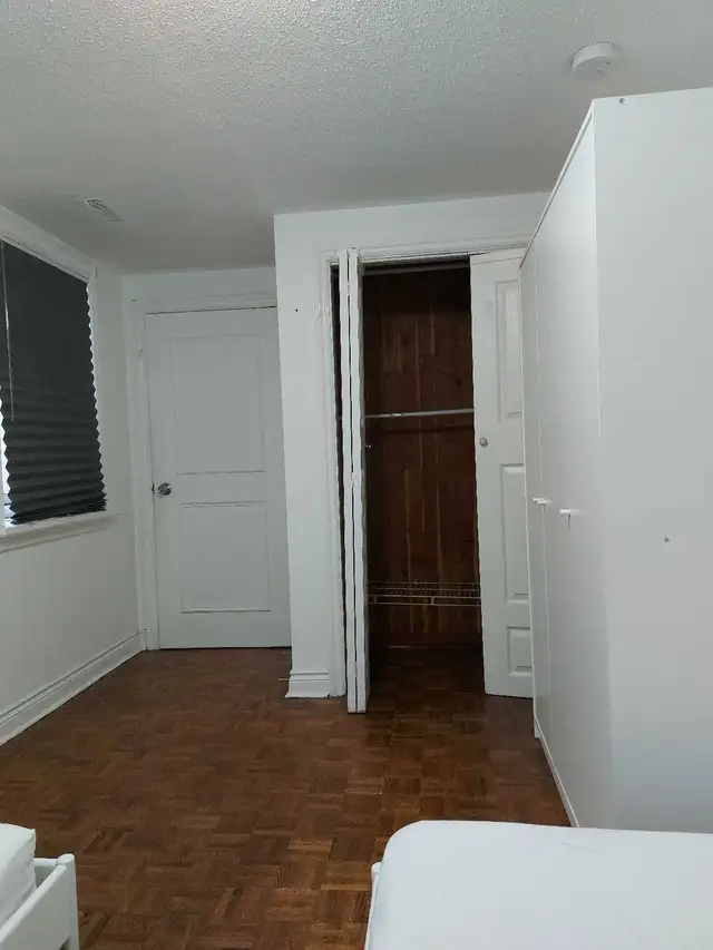 SHARE ROOM AT MARKHAM AND FINCH - Photo 3