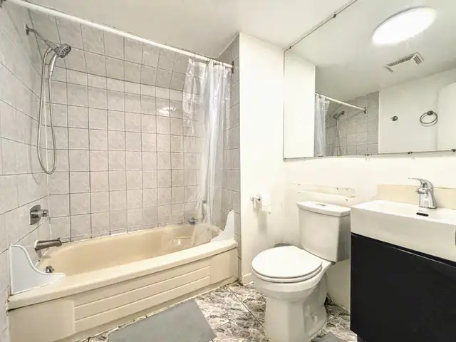 BEST Offer. GREAT Area. Clean, Safe! FREE Utilities. Comfy Room! - Photo 8