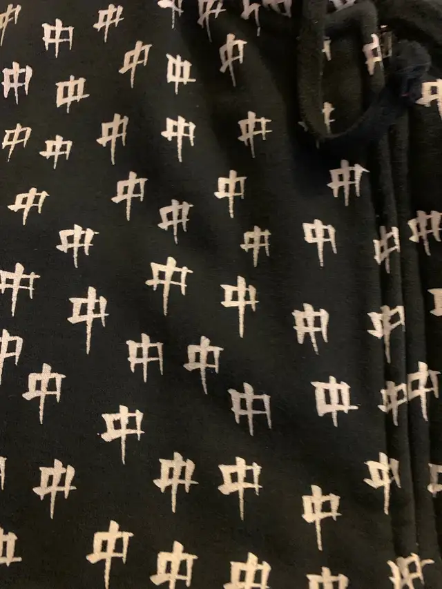 Ripa.  Hoodie. XLG.  Like NEW.  !  Worn a couple times. - Photo 2