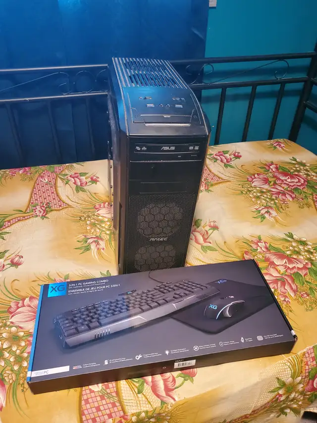 CUSTOM ANTEC GAMING COMPUTER! i5/16gb ram