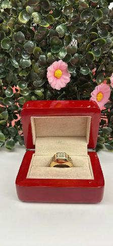 bague ornés de 9 diamants