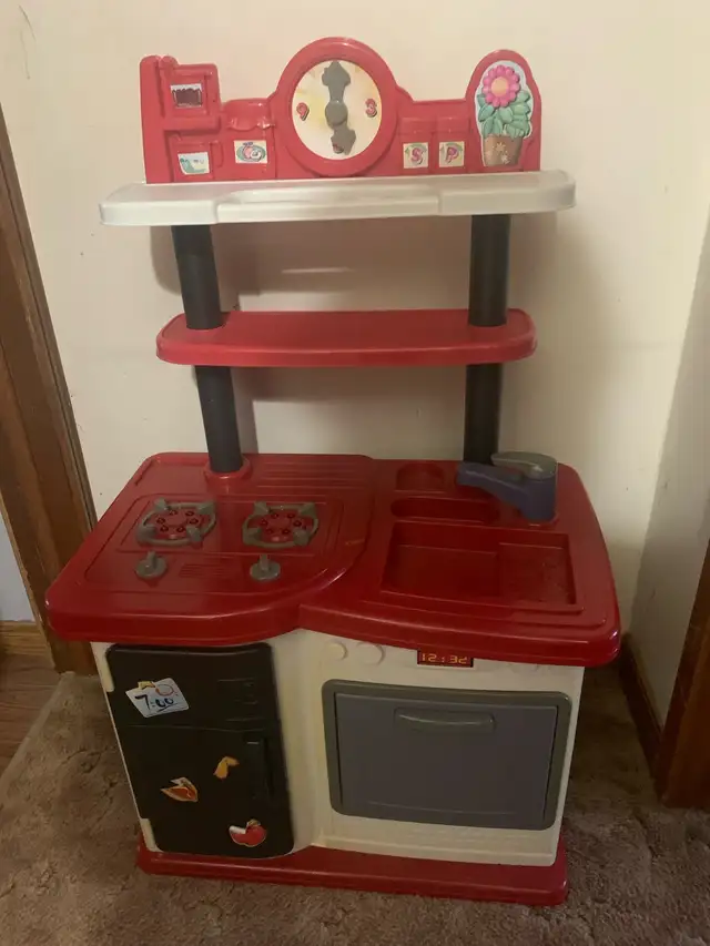 Step2 Kitchen.  Used. $15 - Photo 3