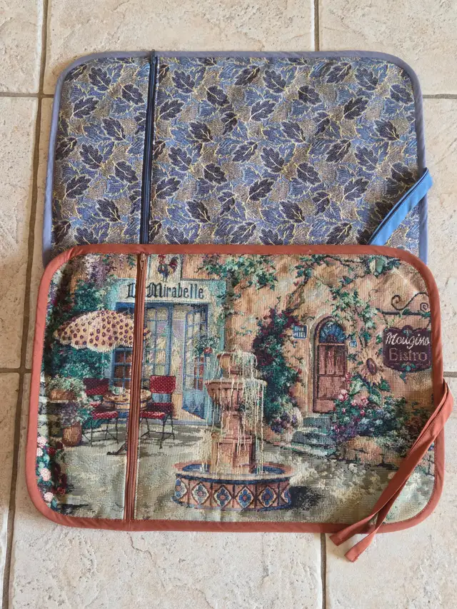 Napperons avec pochette à ustensiles