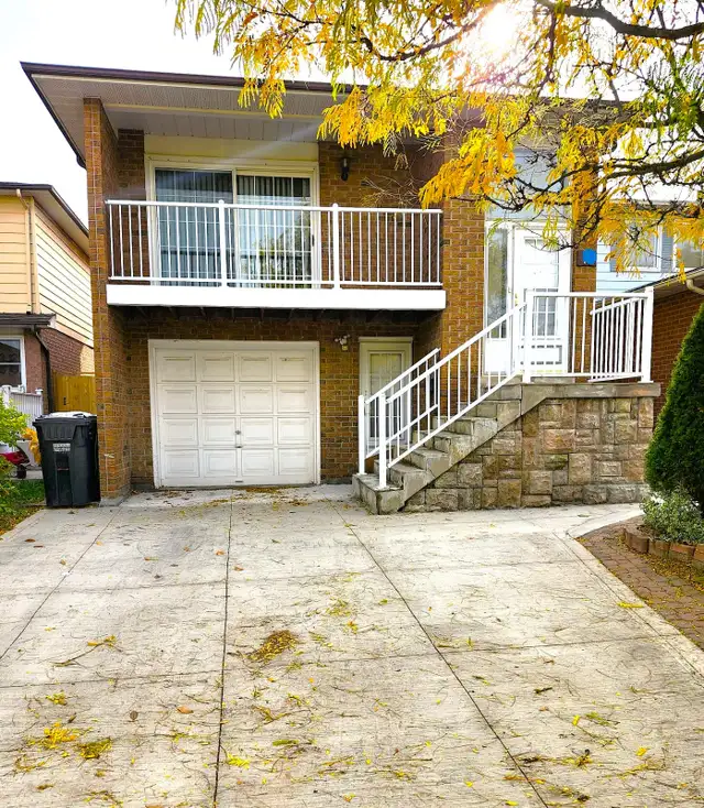Master bedroom with 1 car park- May 1 - Main and Vodden Brampton - Photo 2
