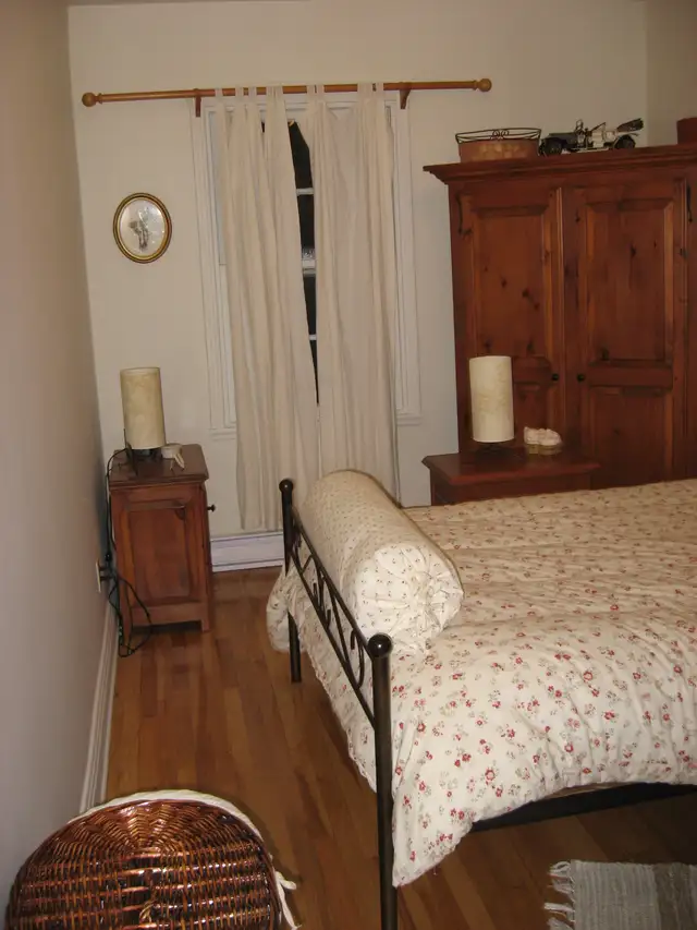 BEAU 4 1/2 RDC PLUS SOUS-SOL LOFT - VERDUN-OUEST ( rue Rolland ) - Photo 4