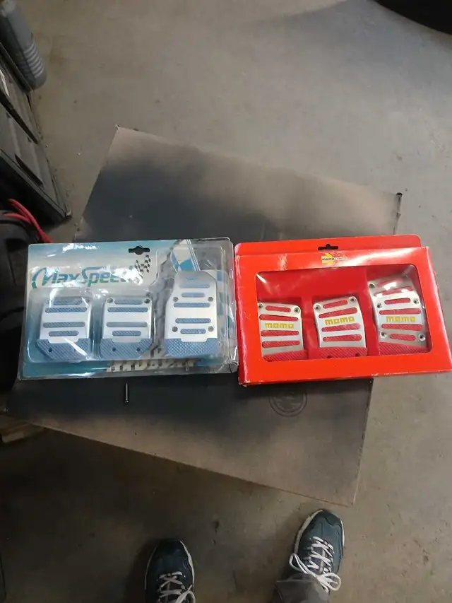 Brake,clutch and gas pedals