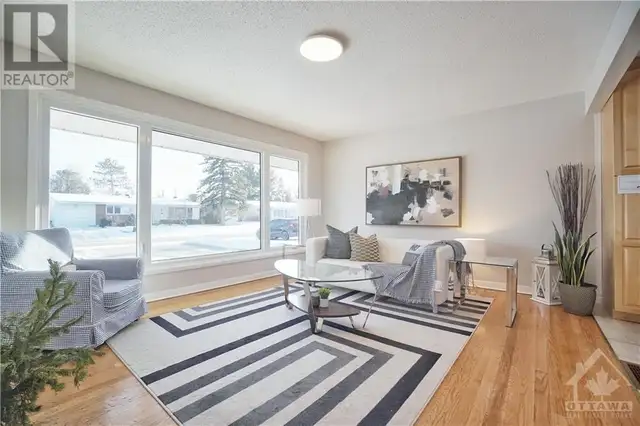 Fisher Heights Single House rooms $800, 850/month available now - Photo 3