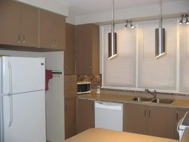 Grand 6½ ,4 chambres, Ste-Foy près université  et Cegep - Photo 2