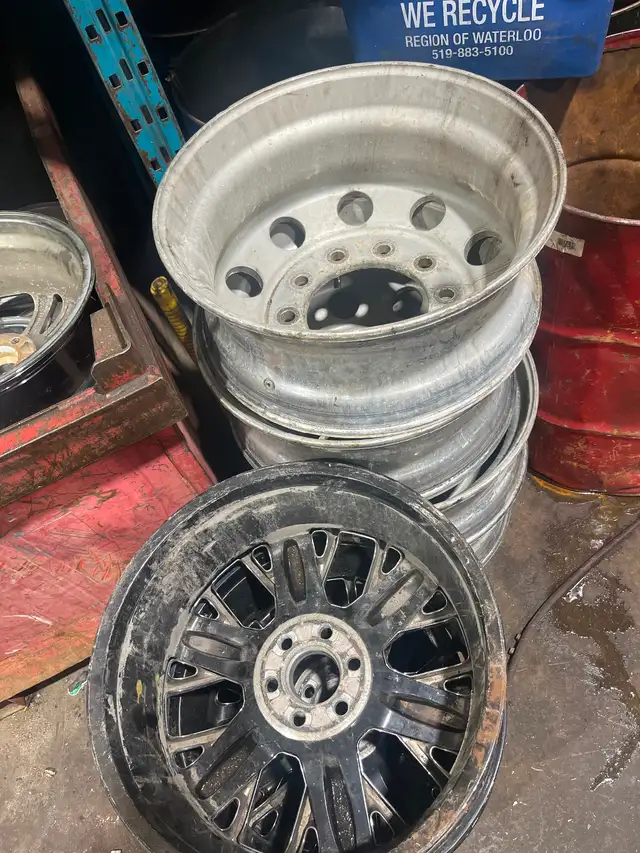 SCRAP METAL, JUNK REMOVAL and DEMOLITION - Photo 2