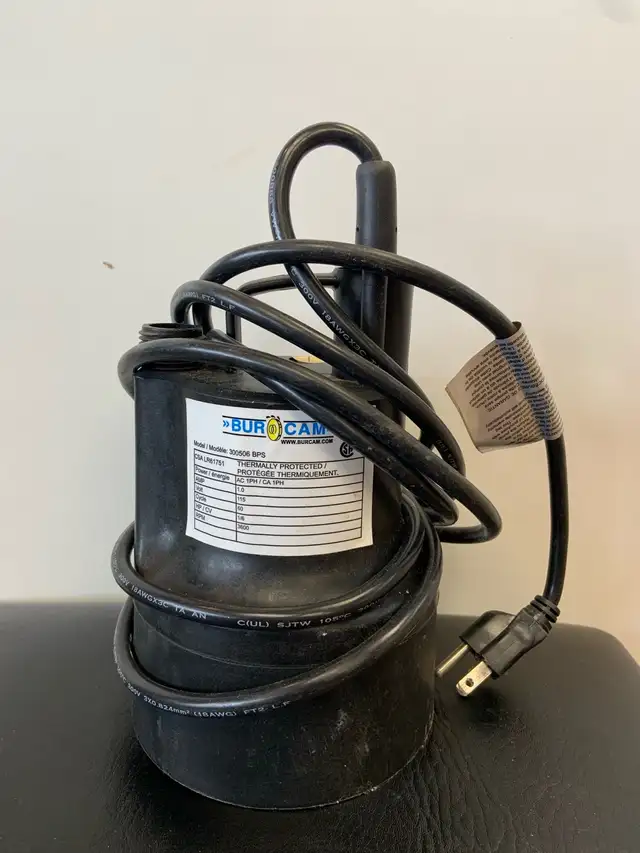 1/6HP Submersible Utility Pump - Photo 7