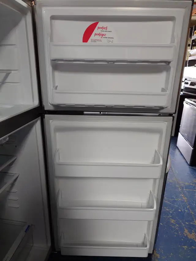 Frigidaire '30' Stainless Steel Top Freezer Bottom Fridge on Sal - Photo 5