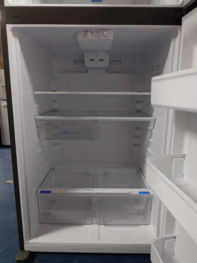 Frigidaire '30' Stainless Steel Top Freezer Bottom Fridge on Sal - Photo 8