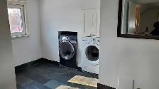 Upper Level of House for Rent - 2 Bed 2 Bath - Photo 7
