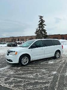 2016 Dodge Grand Caravan SXT, STOW & GO,DVD PKG,NO ACCIDENTS - Photo 6